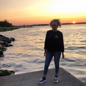 Meet your Posher, Ariane